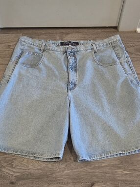 Vintage 80s Guess Washed Baggy Jean Shorts - Light Wash - Size 42 x 8" Inseam